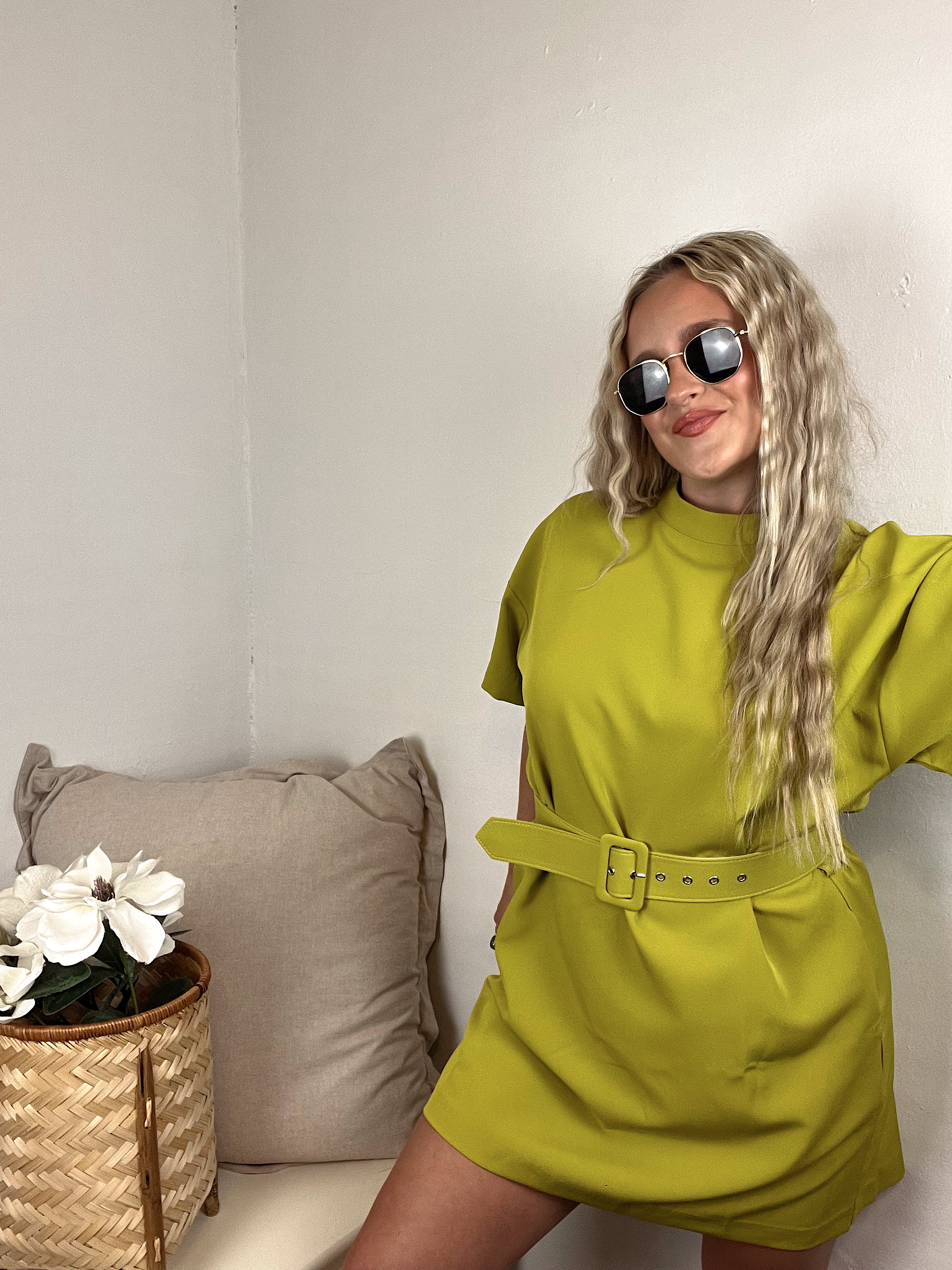 Della Belted Dress - Lime