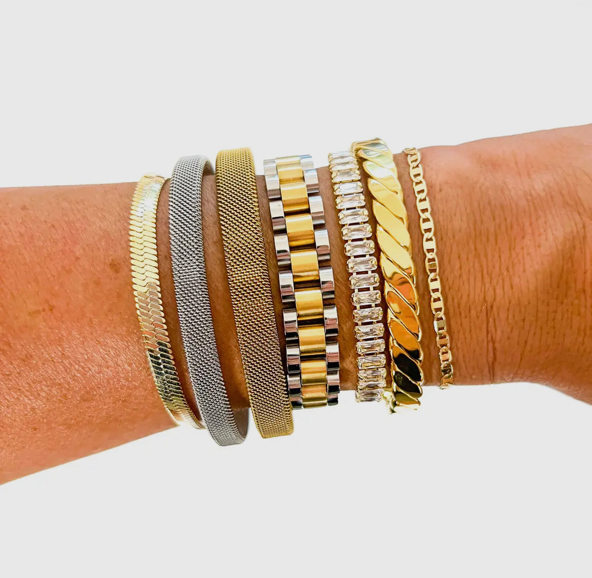 Ani Gold Stacking Bracelet